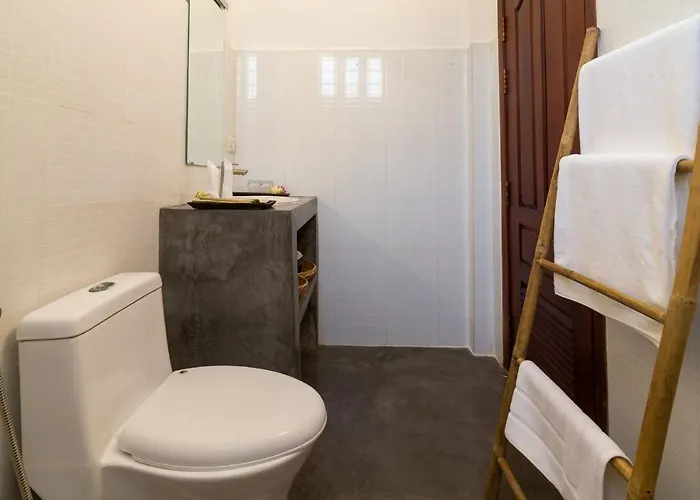 Wat Damnak House By Angkor Willa *